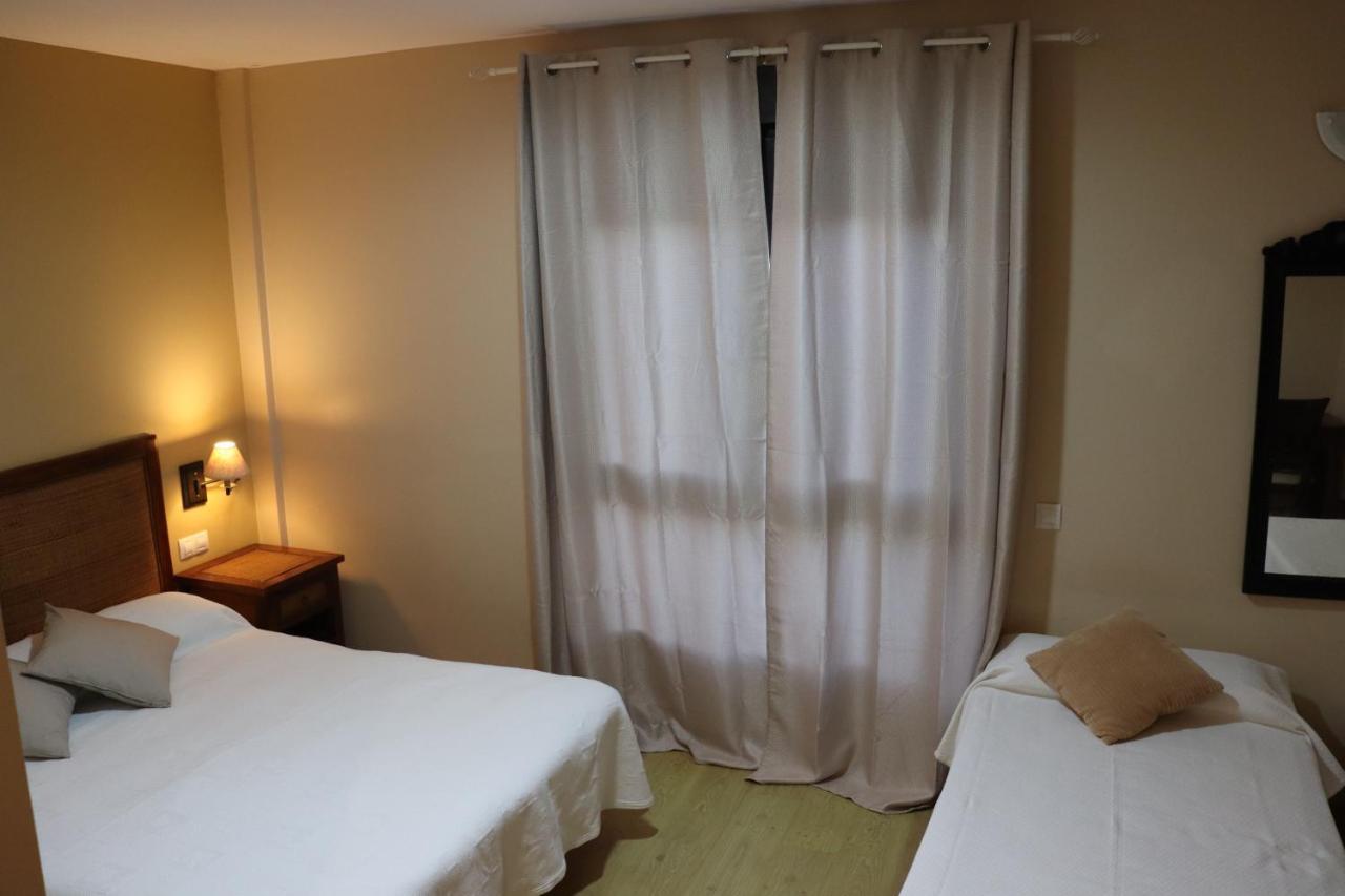 בריירוס Hotel Balcon De San Bartolo מראה חיצוני תמונה