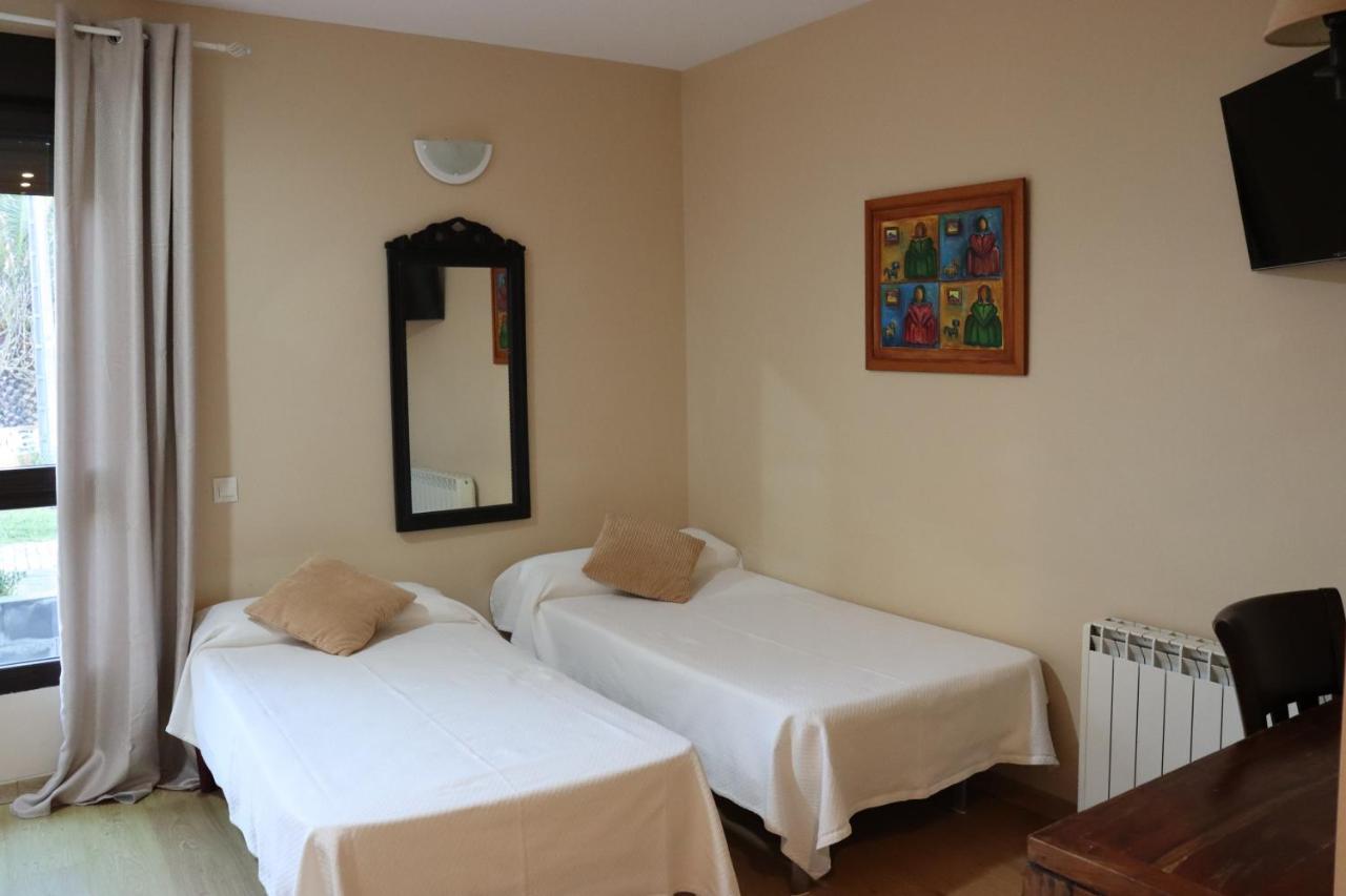 בריירוס Hotel Balcon De San Bartolo מראה חיצוני תמונה
