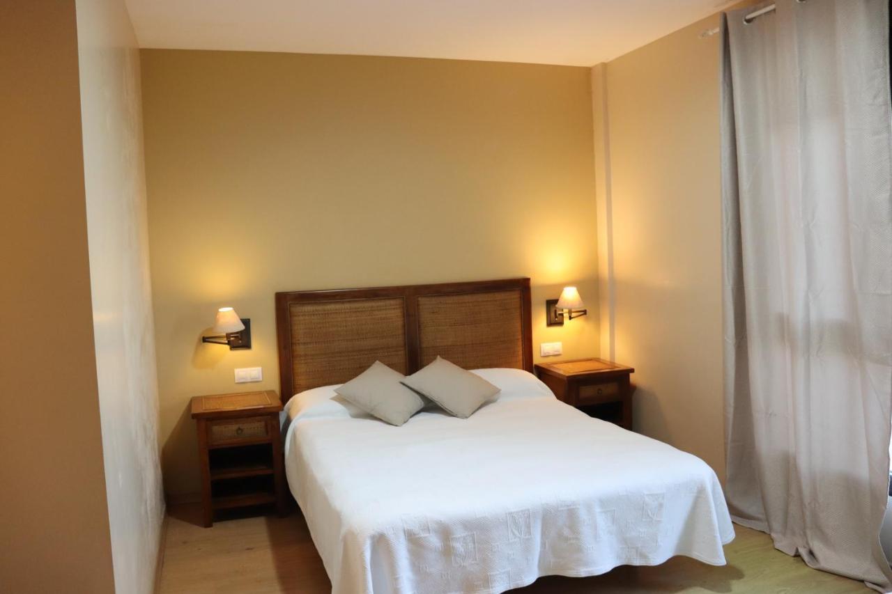 בריירוס Hotel Balcon De San Bartolo מראה חיצוני תמונה
